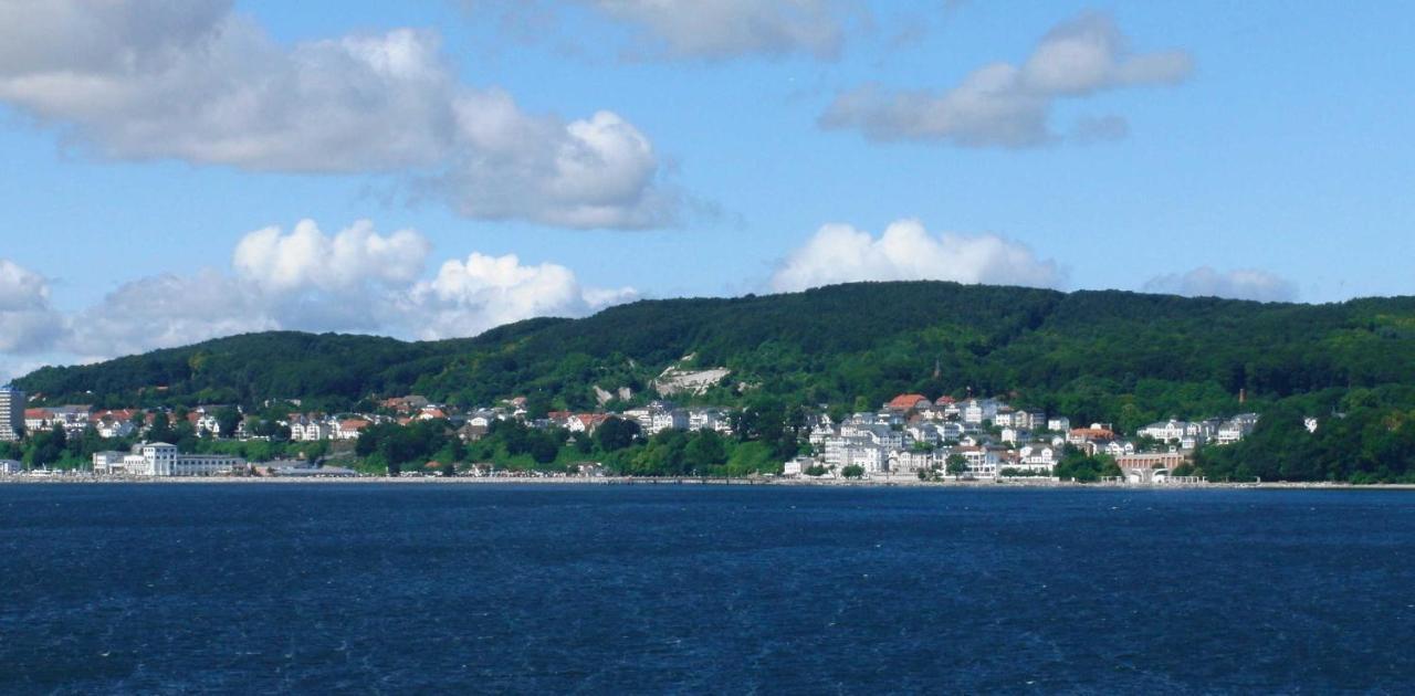 Appartment Haus Glowe - Wohnung 11 - 300 M Zum Strand Klein Gelm Bagian luar foto