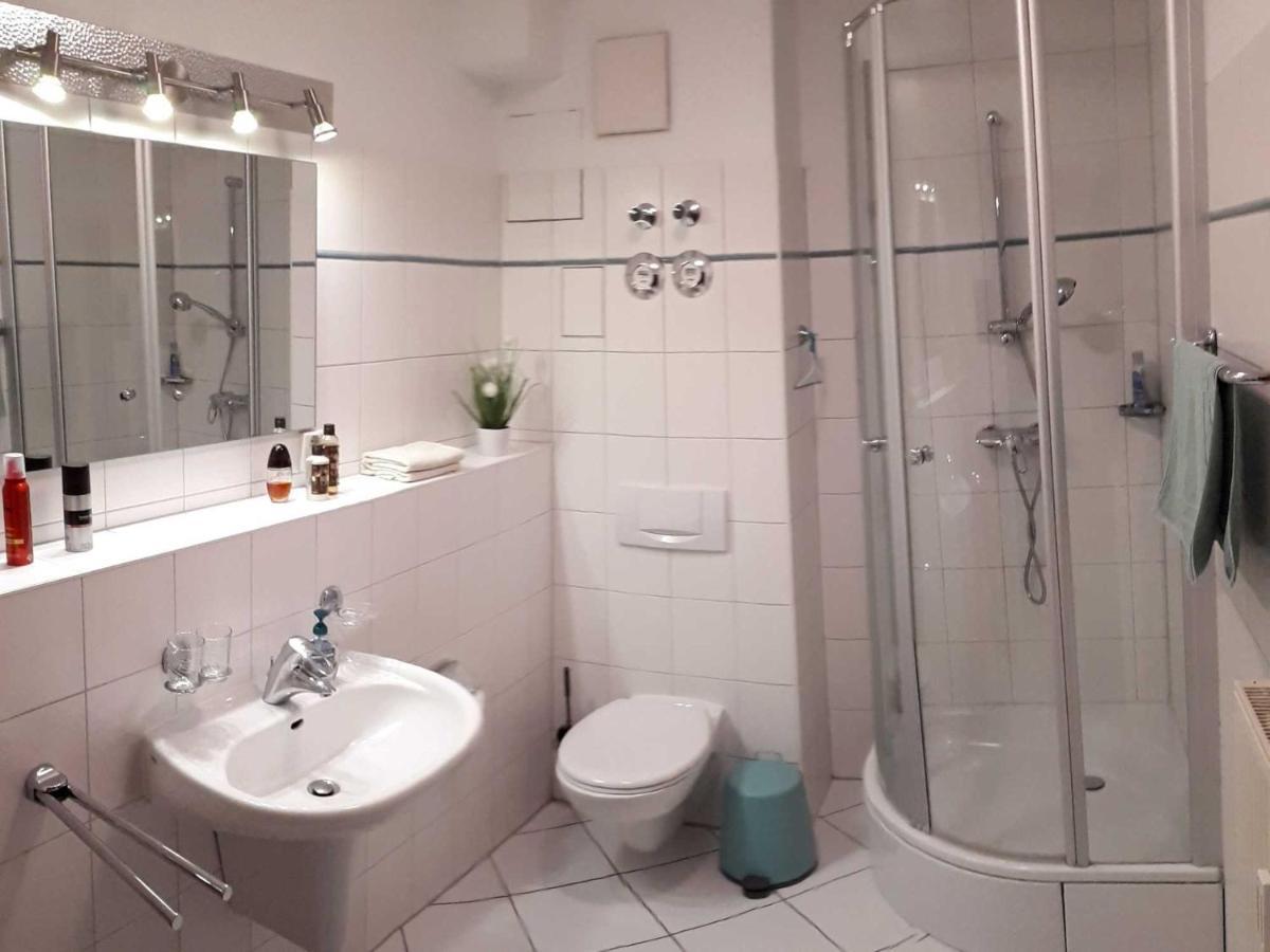 Appartment Haus Glowe - Wohnung 11 - 300 M Zum Strand Klein Gelm Bagian luar foto